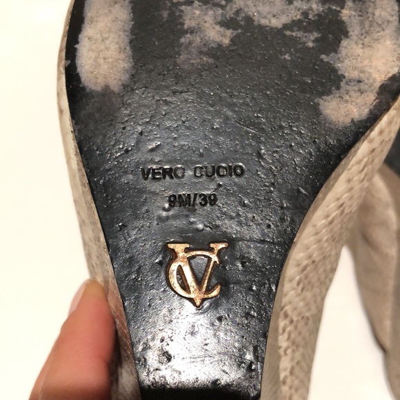 VC Signature Collection Colette Snake Embossed Leather Slip-on EUC - Picture 15 of 16